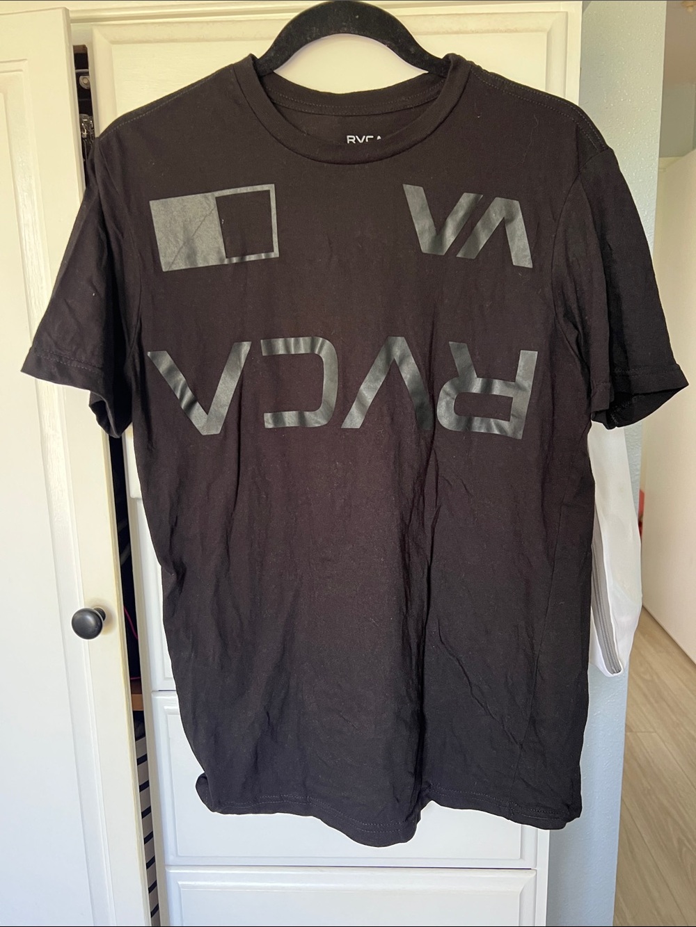 RVCA Black Short-Sleeve Logo Tee with Black Graphic